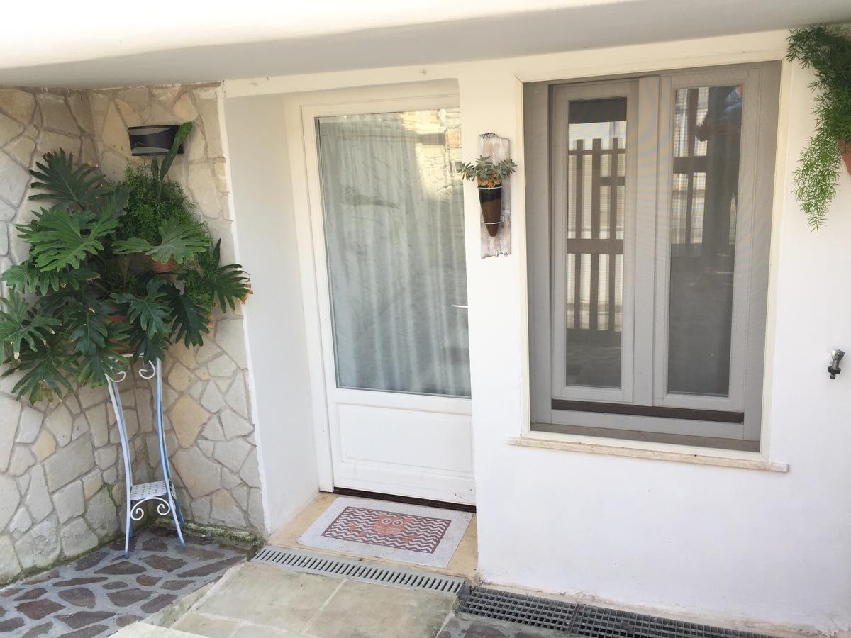 Casa Vacanza Zia Dani Castro  Exterior photo